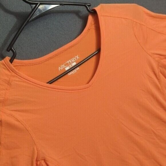 Arc'teryx Tops - Arc'teryx Shirt Women's S Orange Motus Crew Short Sleeve Tee Outdoor Hiking NWT